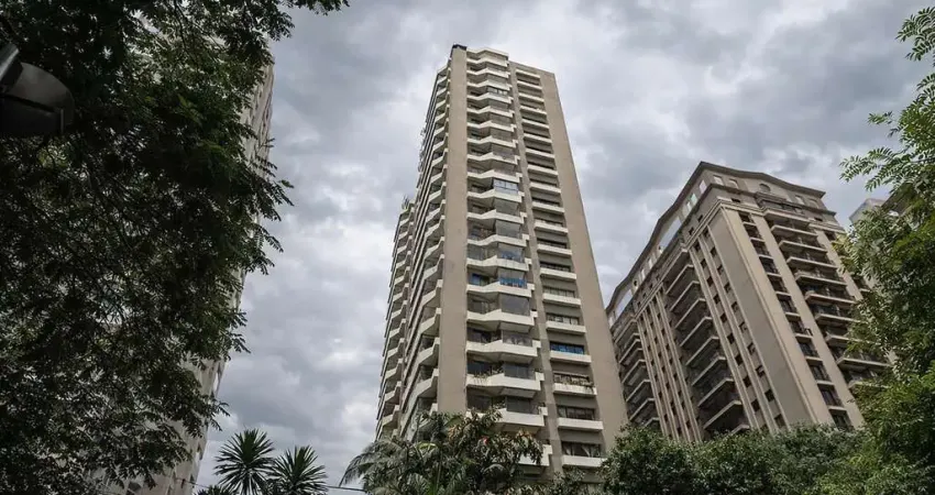 Apartamento 3 suítes no Edifício Chateau, 287 m², varanda gourmet e 4 vagas
