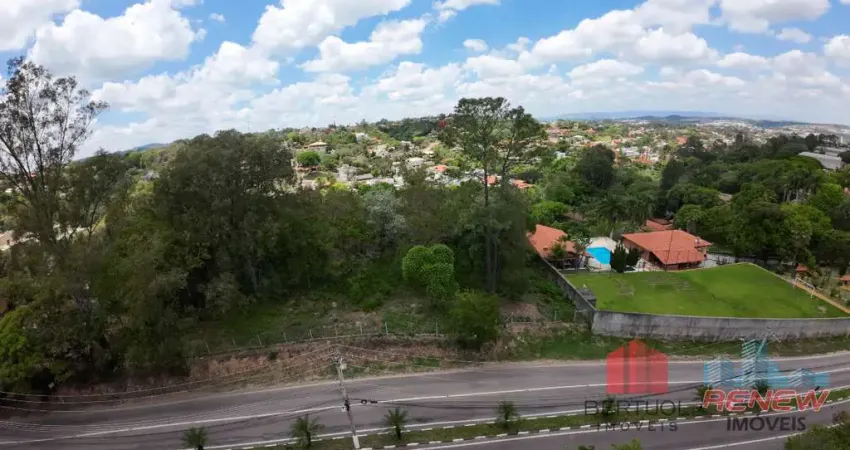 Área à venda na Estrada Municipal da Capela, em Vinhedo/SP.