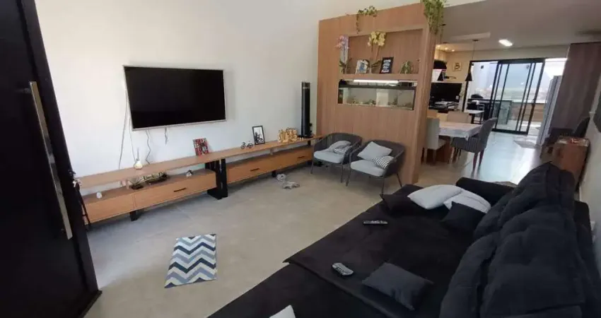 Casa com 3 quartos à venda na Rua Vitória, 264, Jacaré, Cabreúva