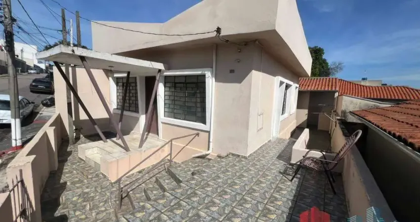 Casa à Venda para Uso Comercial ou Residencial no Bairro Santa Rosa, Vinhedo/SP