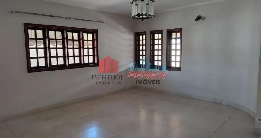 Casa para vender em Vinhedo,03 quartos sendo 01 suíte com closet e varanda, escritório ,salas,
