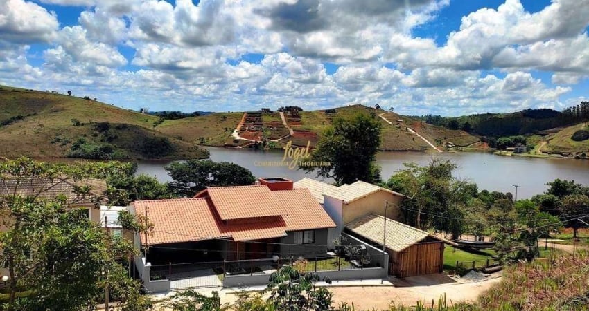 Barbosa Lage - Excelente Casa Linear em Condomínio - 3/4 (2 Suítes) - Lindo Acabamento - Amplo Espaço - 4 Vagas