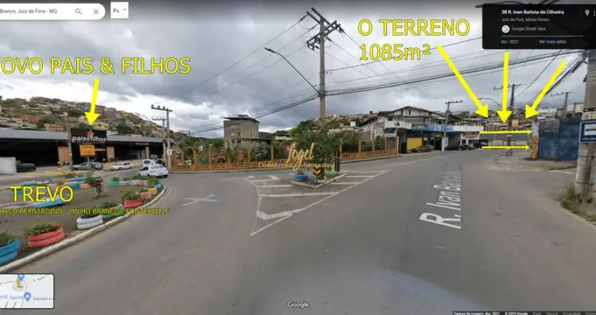 Francisco Bernardino - 2 Excelentes Terrenos na Rua Principal - 37m de Frente 1085m²