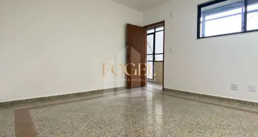 Centro - Sala Comercial com Banheiro - Excelente Localização