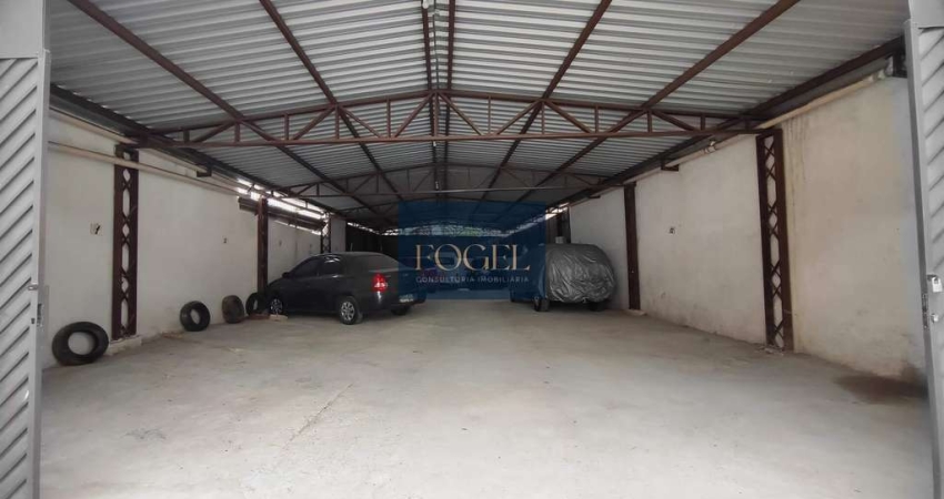 Democrata - Galpão com 220m² - Plano - Telha Galvanizada - 100% Vão Livre