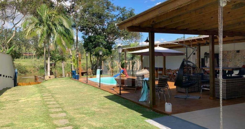 Centro/Belmiro Braga – Granja Completa com 4 Quartos, Suítes, Bangalô Zen e Energia Solar