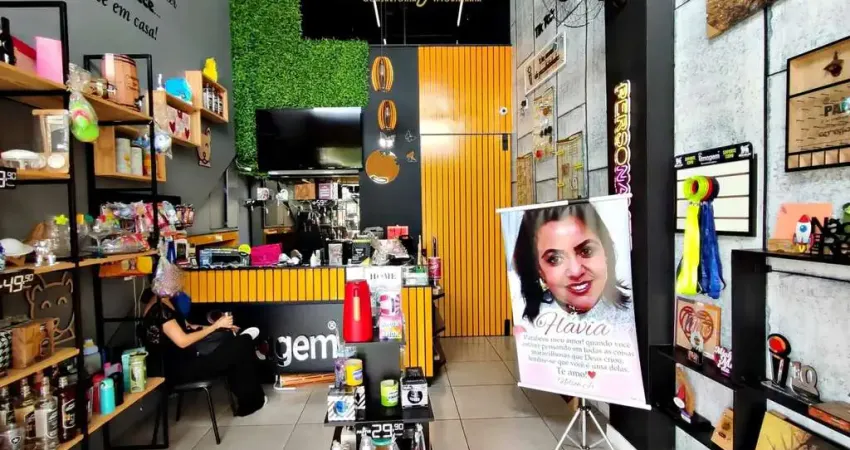 Manoel honório / px centro - linda loja c planejados - excelente localização