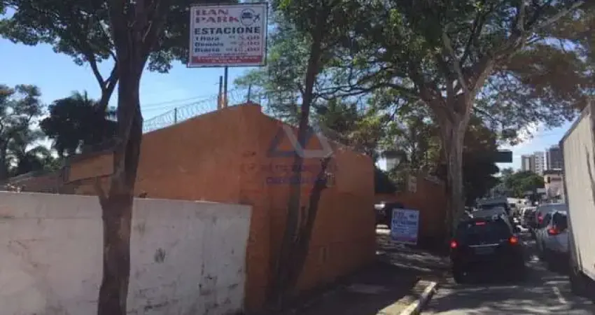 Casa comercial à venda no Campo Belo, São Paulo
