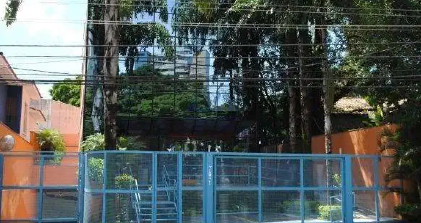 Prédio comercial inteiro - ideal hidroterapia, fisioterapia