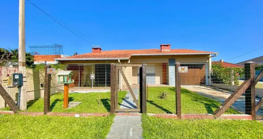 Casa para venda em tramandaí, zona nova, 3 dormitórios, 1 suíte, 2 banheiros, 1 vaga