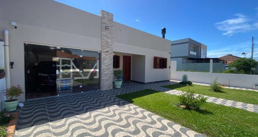 Casa para Venda em Tramandaí, Centro, 2 dormitórios, 2 banheiros, 1 vaga
