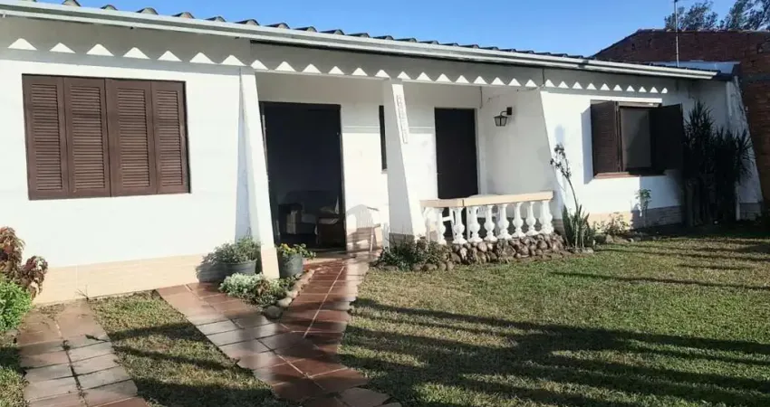 Casa para venda em tramandaí, centro, 3 dormitórios, 1 suíte, 2 banheiros