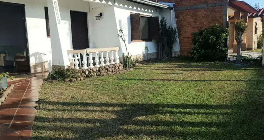 Casa para Venda em Tramandaí, Nova Tramandaí, 3 dormitórios, 1 suíte, 2 banheiros, 1 vaga