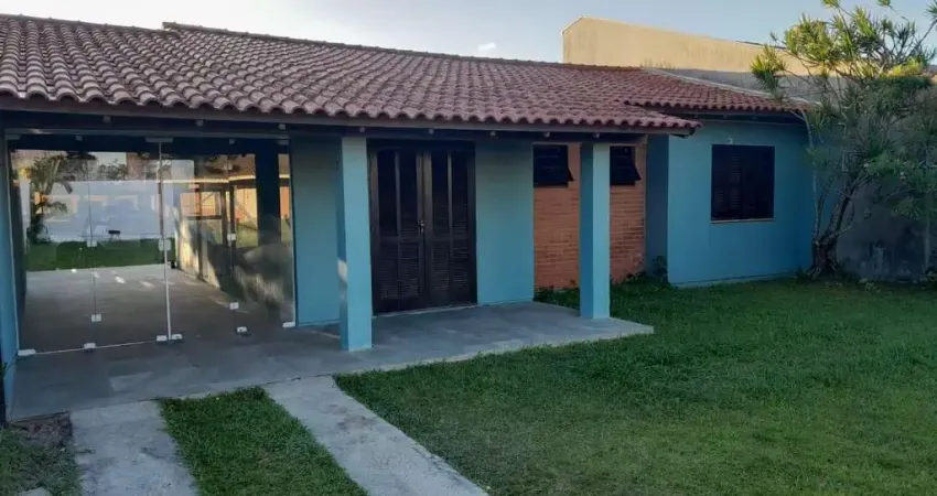 Casa para Venda em Imbé, Centro, 3 dormitórios, 1 suíte, 2 banheiros, 1 vaga