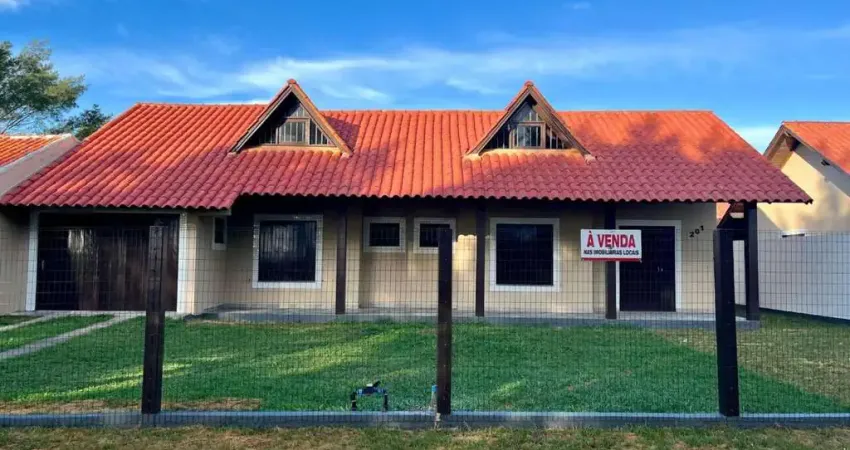 Casa para Venda em Imbé, Centro, 2 dormitórios, 2 suítes, 4 banheiros, 1 vaga