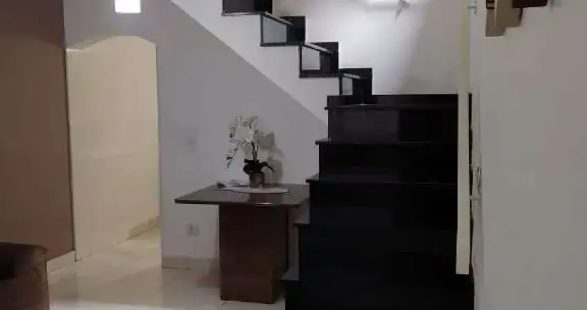 Casa com 2 dormitórios à venda, 228 m² por R$ 970.000 - Jardim Silveira - Barueri/SP