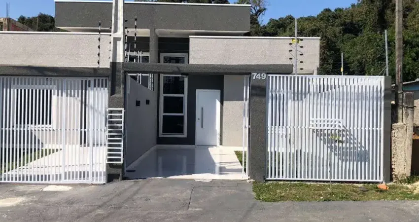 Casa no Bairro Nações na Av Holanda