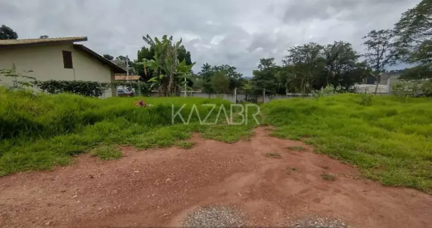 Lindo Terreno a venda com 918m² no Jd. Chácaras Brasil, Atibaia/SP