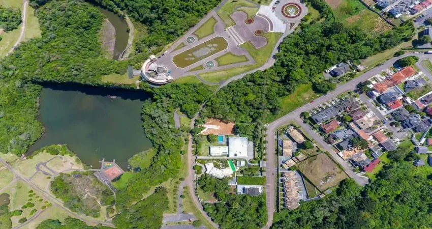 Terreno em frente ao Parque Tanguá - J8 Imóveis