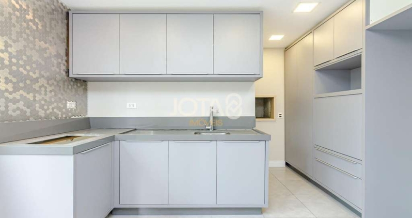 Apartamento duplex de 2 quartos no Bigorrilho - J8