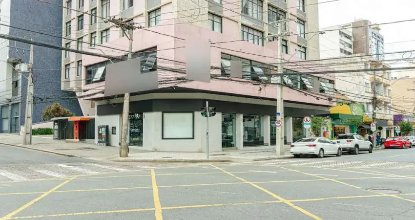 Salas comerciais com 500m² no Centro - J8