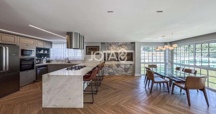 Casa em condomínio no início Eduardo Sprada - J8