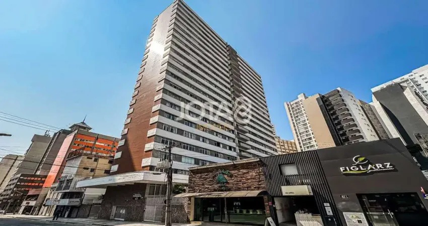 Apartamento com muito sol de 150m no Batel J8