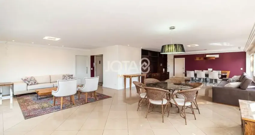 Apartamento lindo, grande e iluminado - J8