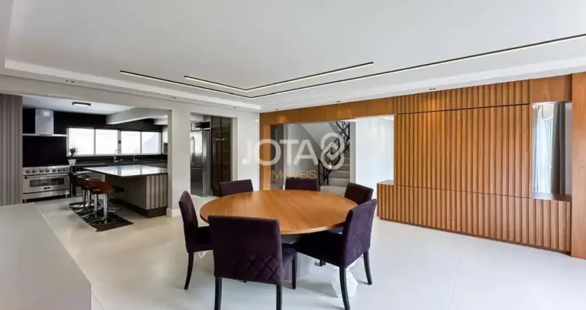 Casa em Condomínio no Campo Comprido  4 quartos