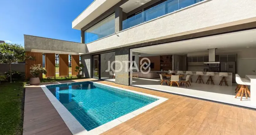 Casa em condomínio fechado com 4 quartos à venda na Rua Inácio Wichnewski, 920, Orleans, Curitiba