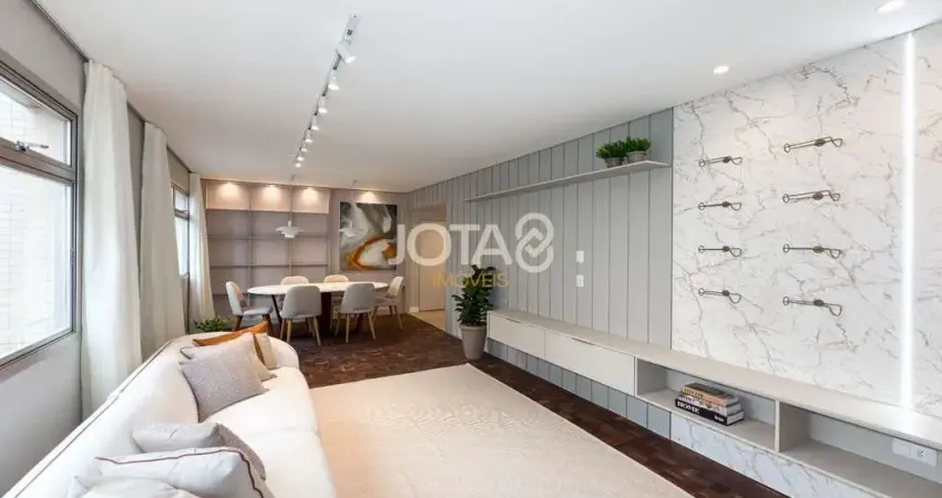 Apartamento retrofit no Água Verde - J8
