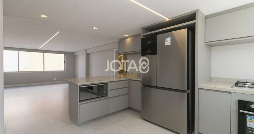 Apartamento reformado no Alto da Glória J8 Imóveis