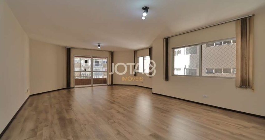 Apartamento com 3 quartos para alugar na Rua General Aristides Athayde Júnior, 560, Bigorrilho, Curitiba