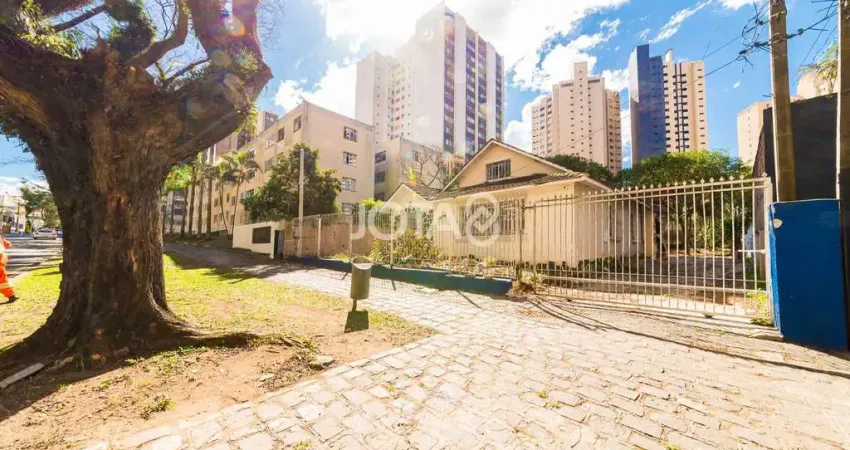 Casa para alugar na Avenida Água Verde, 1588, Água Verde, Curitiba