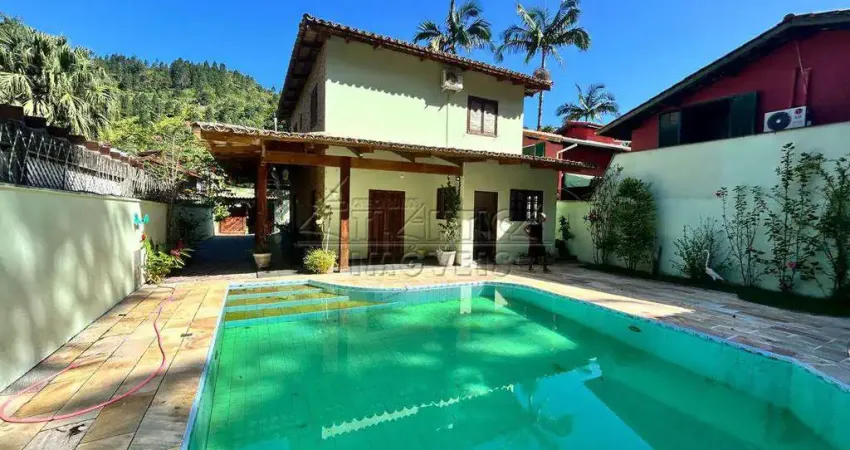 Casa com 3 quartos, Praia das Toninhas, Ubatuba - R$ 1.4 mi, Cod: 3878