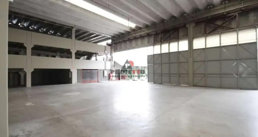 Galpão para locação em são paulo com 2599 metros de área construída.