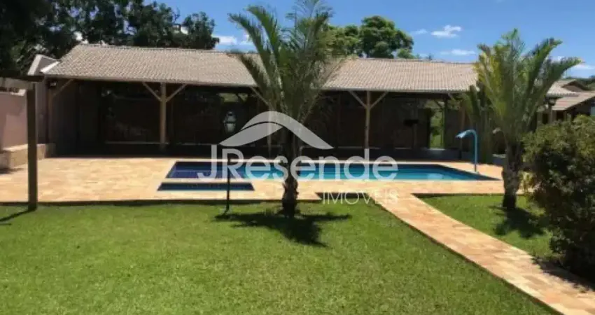 VENDA chácara com 5.000 m2, localizada no perímetro urbano, São José da Lapa- MG