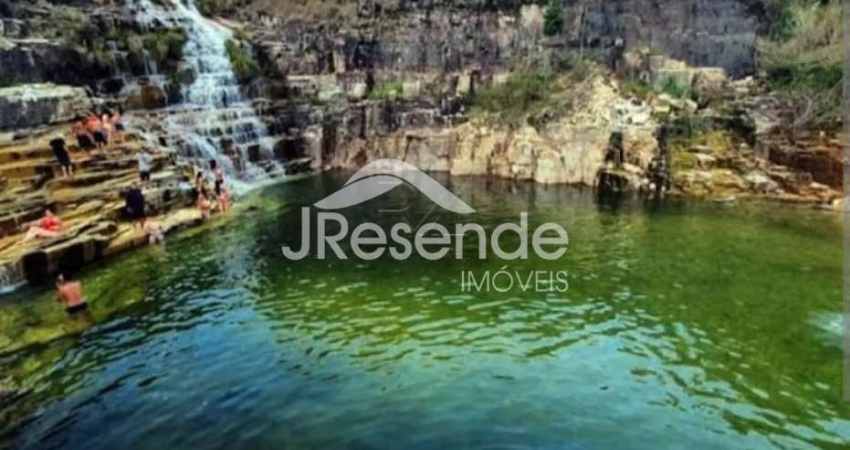 Terreno comercial à venda na Rua das Canoas, Engenheiro José Mendes Junior, Capitólio