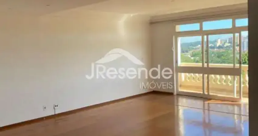 Apartamento á venda em Frente ao Parque Luiz Roberto Jábali (Curupira).