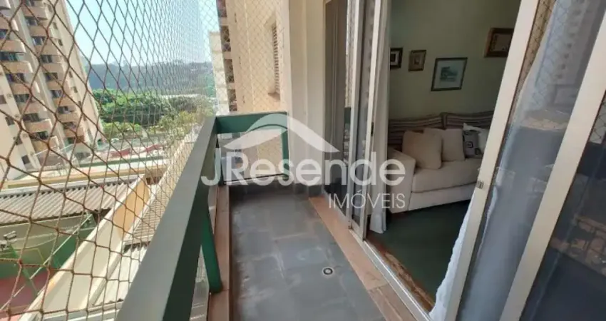 Venda apto 3 dormitórios com suíte, bairro santa cruz, armários, portaria 24 horas