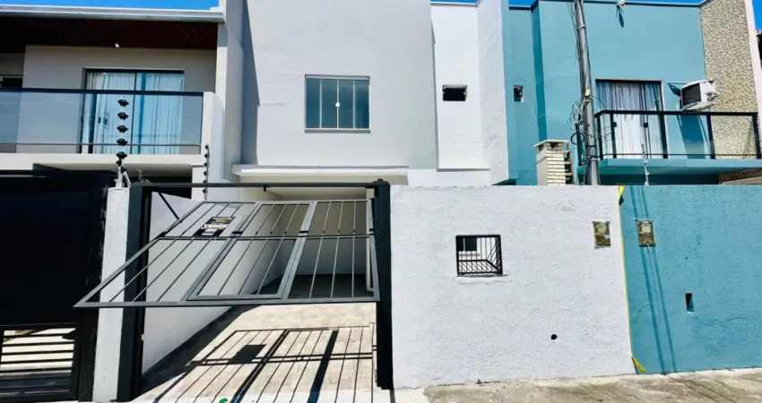 Casa para venda aceita financiamento bancário com 2 quartos, 2 vagas cidade nova - itajaí - sc