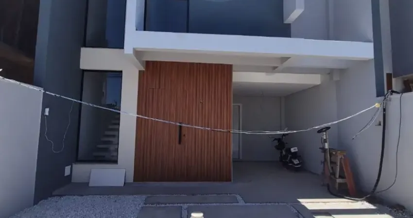 Casa Nova para Venda com 1 suite e 2 Dormitórios aceita Financiamento fica no Bairro Sao João - Itajai