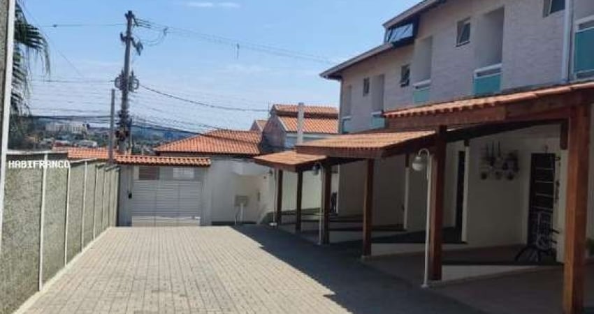 Sobrado para Venda em Franco da Rocha, Parque Paulista, 2 dormitórios, 2 suítes, 1 banheiro, 2 vagas