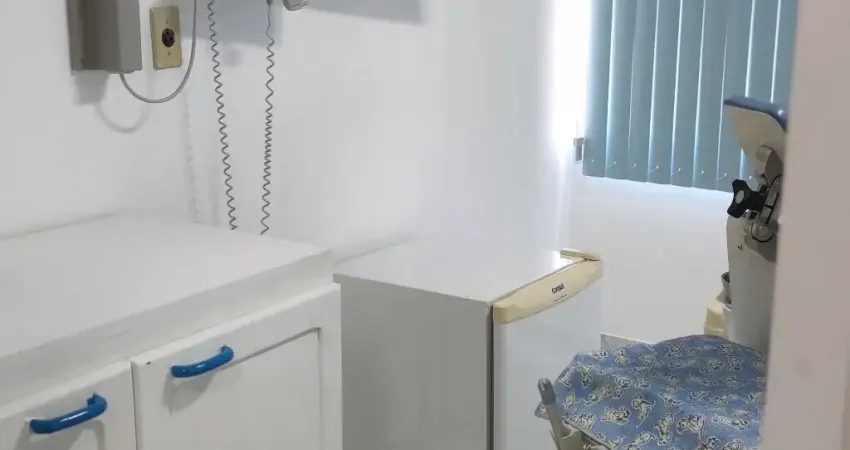 Vendo consultório Dentário Completo no Centro da cidade, Porteira Fechada!
