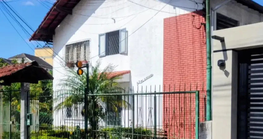 Kitnet / Stúdio à venda na Rua Adhemar Rizzi Lippi, 1550, Alto, Teresópolis