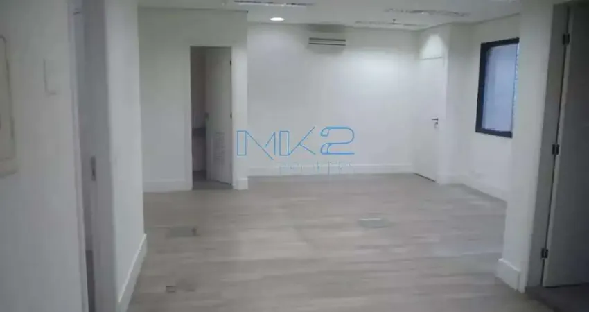 Meio andar à venda, ao lado lado do shopping  Vila Olímpia, São Paulo, SP