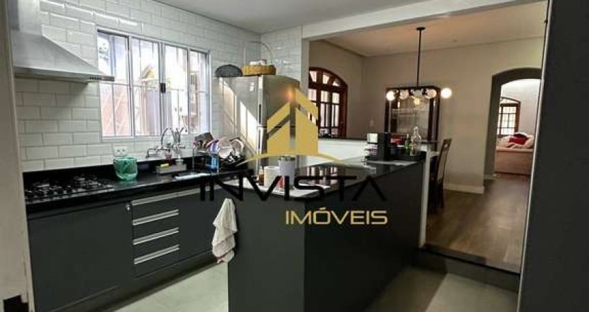 Belíssima Casa Térrea no Jd Estoril- Zona Sul- 3 dorms - Suíte - 260m²