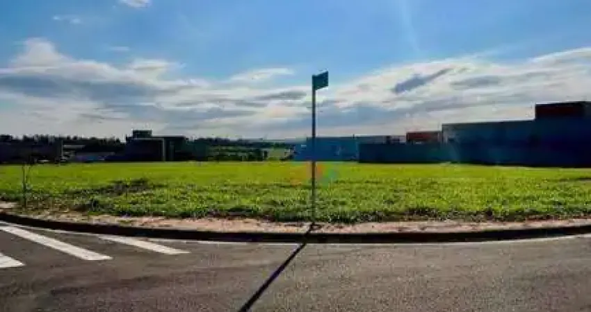 Terreno de esquina à venda no Reserva Petrus - Indaiatuba, SP | TE0644
