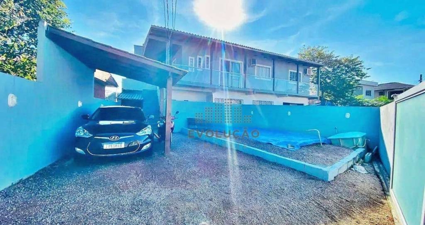 Casa com 2 dormitórios à venda, 85 m² por R$ 360.000,00 - Aririú - Palhoça/SC