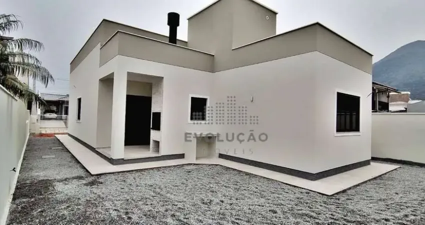 Pronta pra morar  Aceita permuta até 400 mil Nova Casa com 3 dormitórios 137 m² Privativos - Praia de Fora - Palhoça/SC